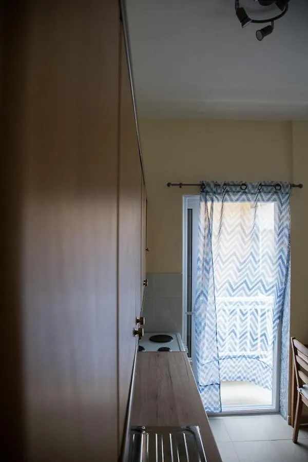 Blue Theros Apartments Paralia Dionisiou Griechenland